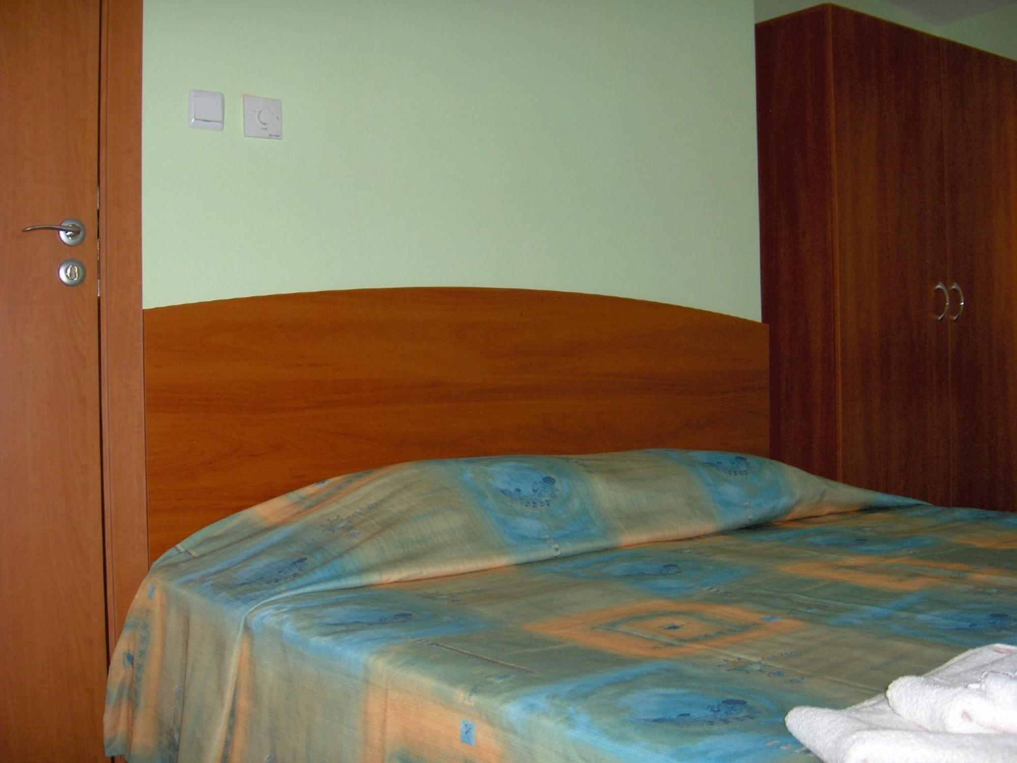 לוזנטס Hotel Sunset Beach מראה חיצוני תמונה