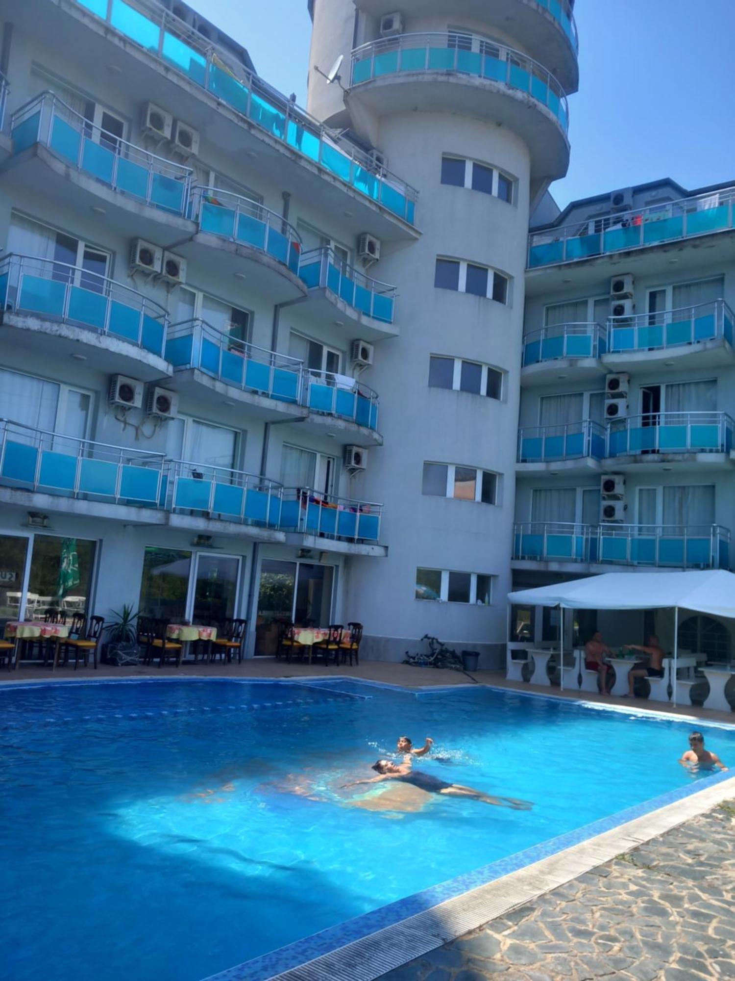 לוזנטס Hotel Sunset Beach מראה חיצוני תמונה