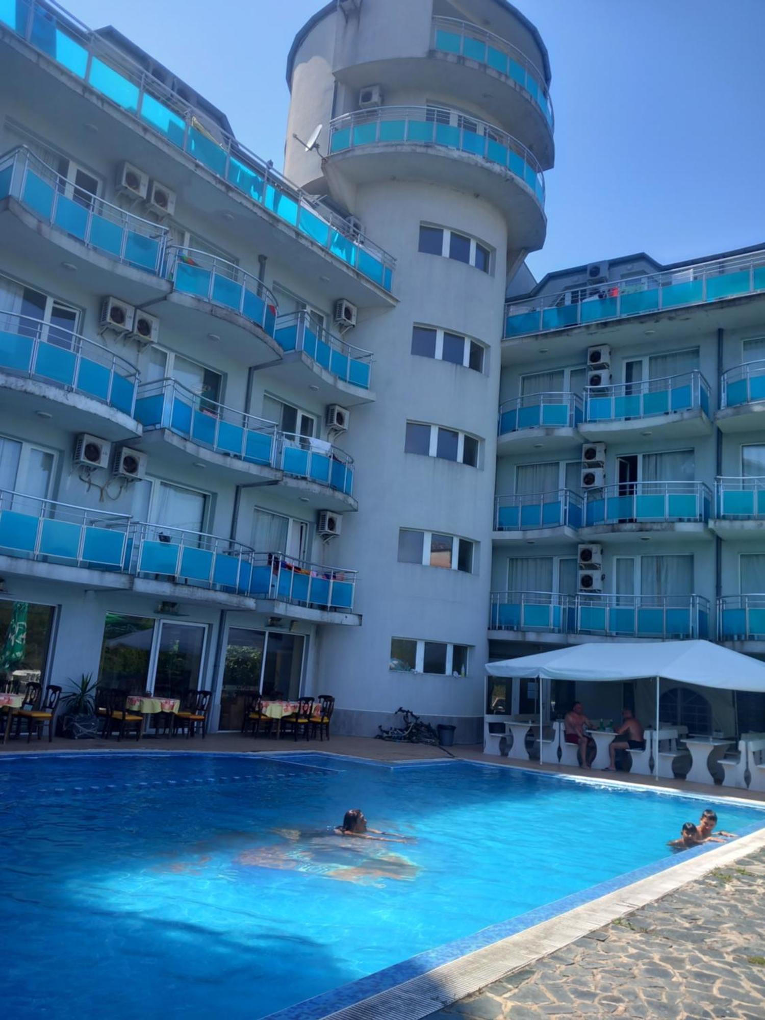 לוזנטס Hotel Sunset Beach מראה חיצוני תמונה