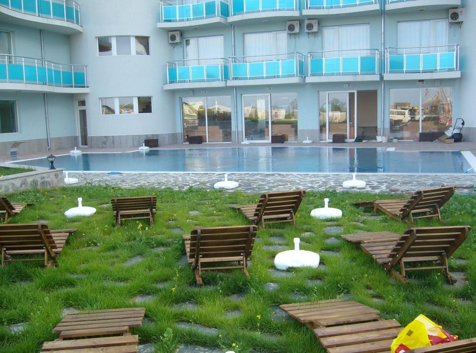 לוזנטס Hotel Sunset Beach מראה חיצוני תמונה