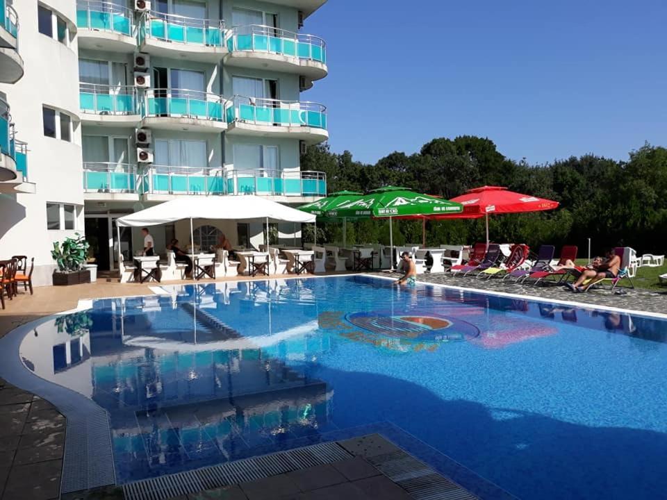 לוזנטס Hotel Sunset Beach מראה חיצוני תמונה